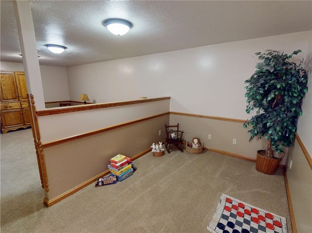 196 S Benbrook Rd, Center Twp, PA 16001