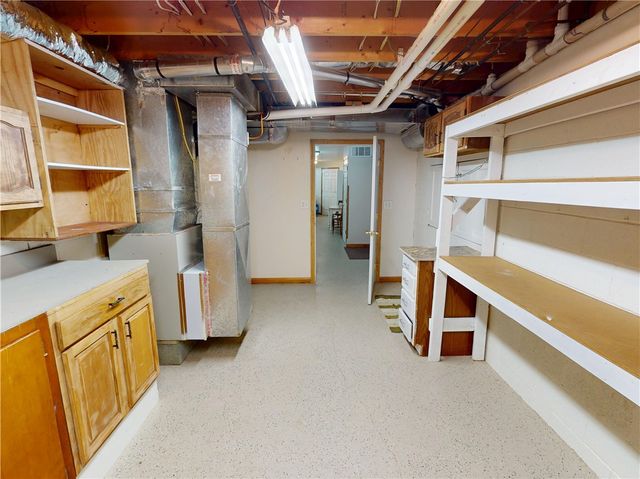 196 S Benbrook Rd, Center Twp, PA 16001