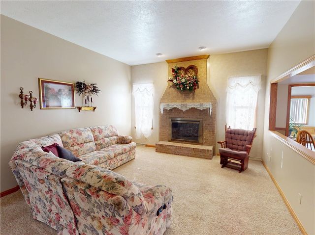 196 S Benbrook Rd, Center Twp, PA 16001