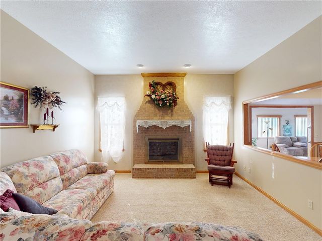 196 S Benbrook Rd, Center Twp, PA 16001