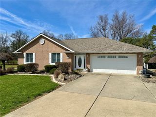 196 S Benbrook Rd, Center Twp, PA 16001