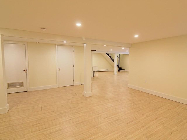 248 Laurel Hill Drive, South Burlington, VT 05403