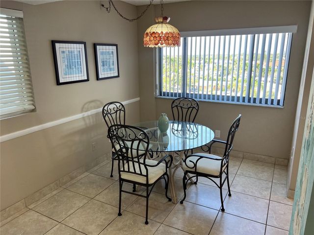 1001 POINT OF ROCKS ROAD 608, Sarasota, FL 34242