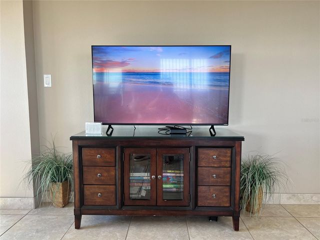 1001 POINT OF ROCKS ROAD 608, Sarasota, FL 34242