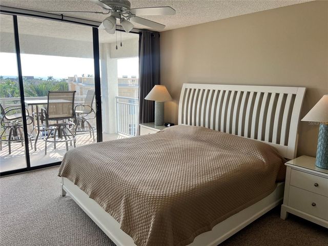 1001 POINT OF ROCKS ROAD 608, Sarasota, FL 34242