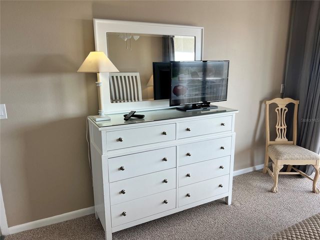 1001 POINT OF ROCKS ROAD 608, Sarasota, FL 34242