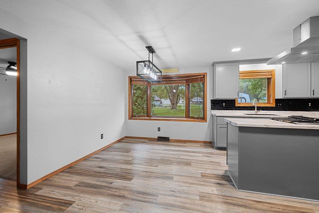 2925 DEVROY LANE, Green Bay, WI 54313