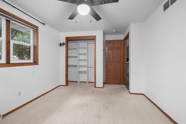 2925 DEVROY LANE, Green Bay, WI 54313