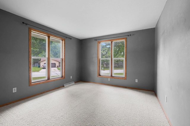 2925 DEVROY LANE, Green Bay, WI 54313