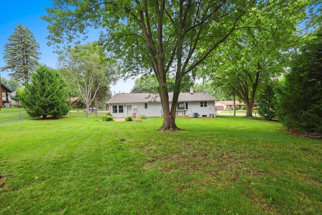 2925 DEVROY LANE, Green Bay, WI 54313