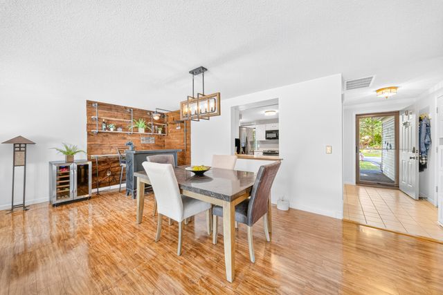 70 Walden Pond Drive, Nashua, NH 03064