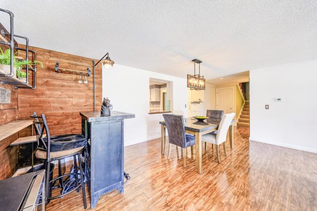 70 Walden Pond Drive, Nashua, NH 03064