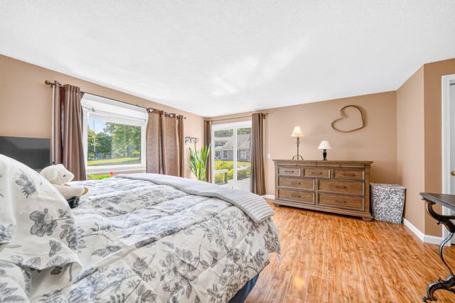 70 Walden Pond Drive, Nashua, NH 03064