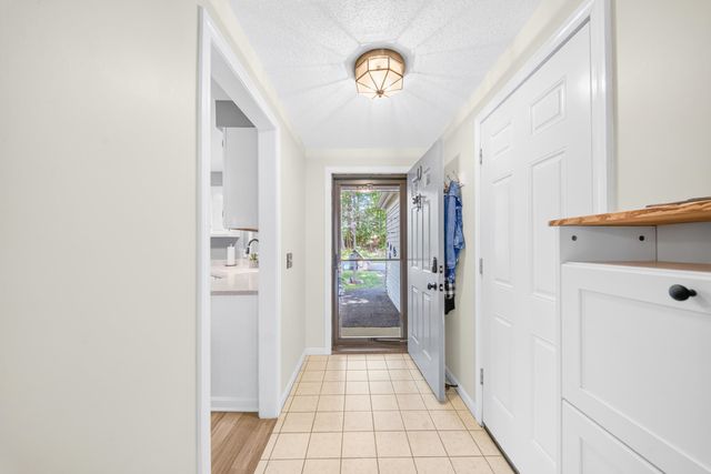 70 Walden Pond Drive, Nashua, NH 03064