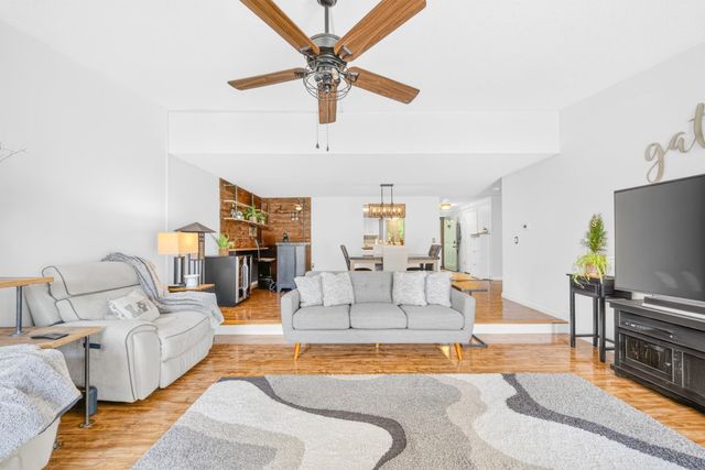 70 Walden Pond Drive, Nashua, NH 03064