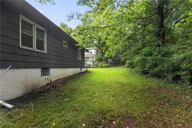 1420 E 82nd Street, Kansas City, MO 64131
