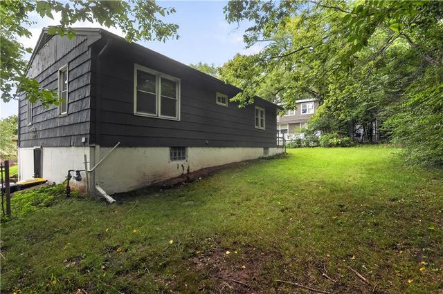 1420 E 82nd Street, Kansas City, MO 64131