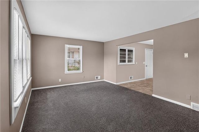 1420 E 82nd Street, Kansas City, MO 64131