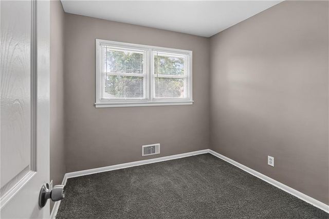 1420 E 82nd Street, Kansas City, MO 64131