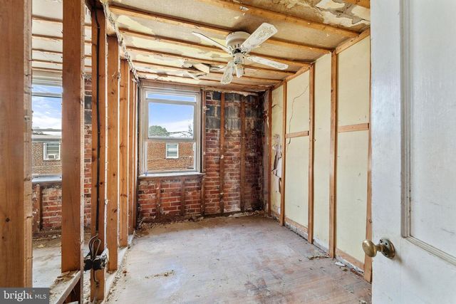 642 RANDOLPH ST, Camden, NJ 08105