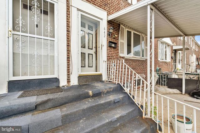 642 RANDOLPH ST, Camden, NJ 08105