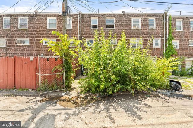 642 RANDOLPH ST, Camden, NJ 08105