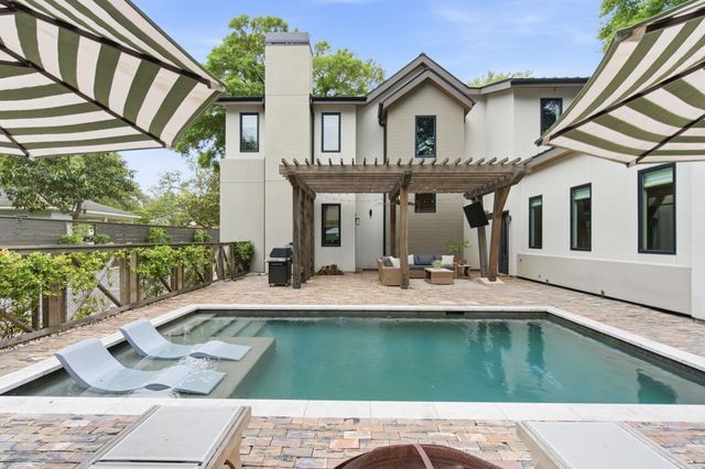 606 Simmons Street, Mount Pleasant, SC 29464