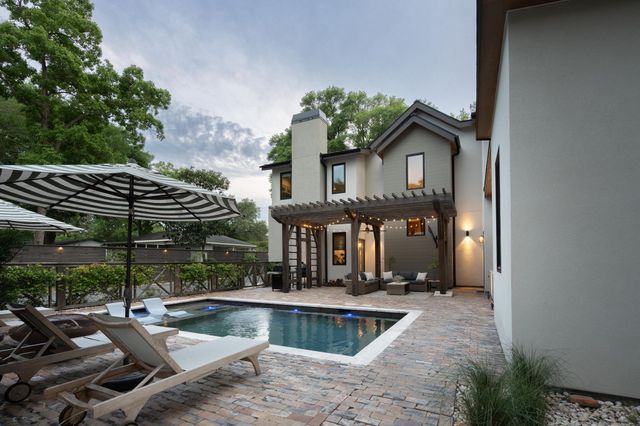 606 Simmons Street, Mount Pleasant, SC 29464