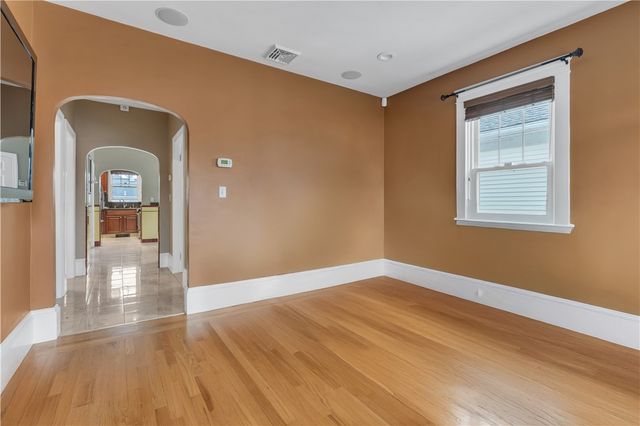 711 Academy Avenue 2, Providence, RI 02908