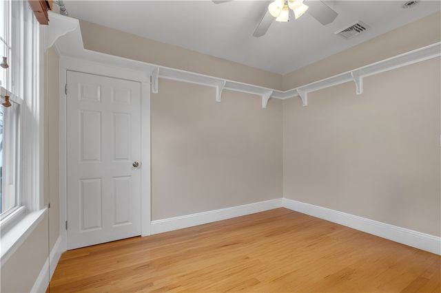 711 Academy Avenue 2, Providence, RI 02908