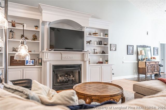 725 Lake Forest Drive E, Pinehurst, NC 28374