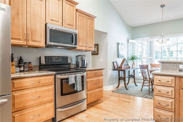 725 Lake Forest Drive E, Pinehurst, NC 28374