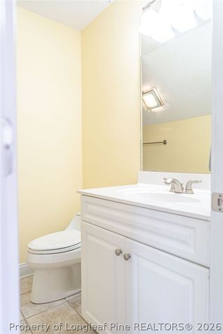 725 Lake Forest Drive E, Pinehurst, NC 28374