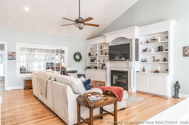 725 Lake Forest Drive E, Pinehurst, NC 28374