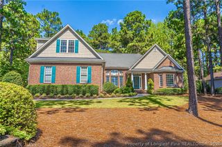 725 Lake Forest Drive E, Pinehurst, NC 28374