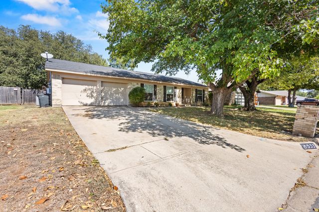 6533 Circleview Drive, North Richland Hills, TX 76180