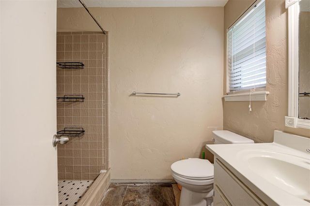 8917 NW 83rd Street, Oklahoma City, OK 73132