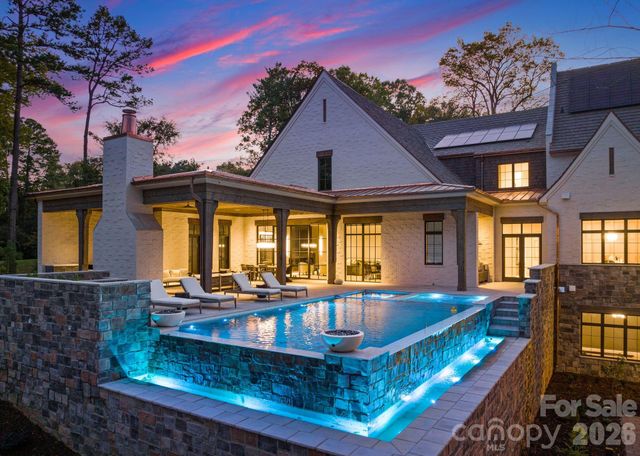 433 Highland Forest Drive, Charlotte, NC 28270