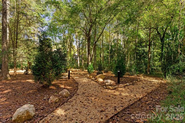 433 Highland Forest Drive, Charlotte, NC 28270