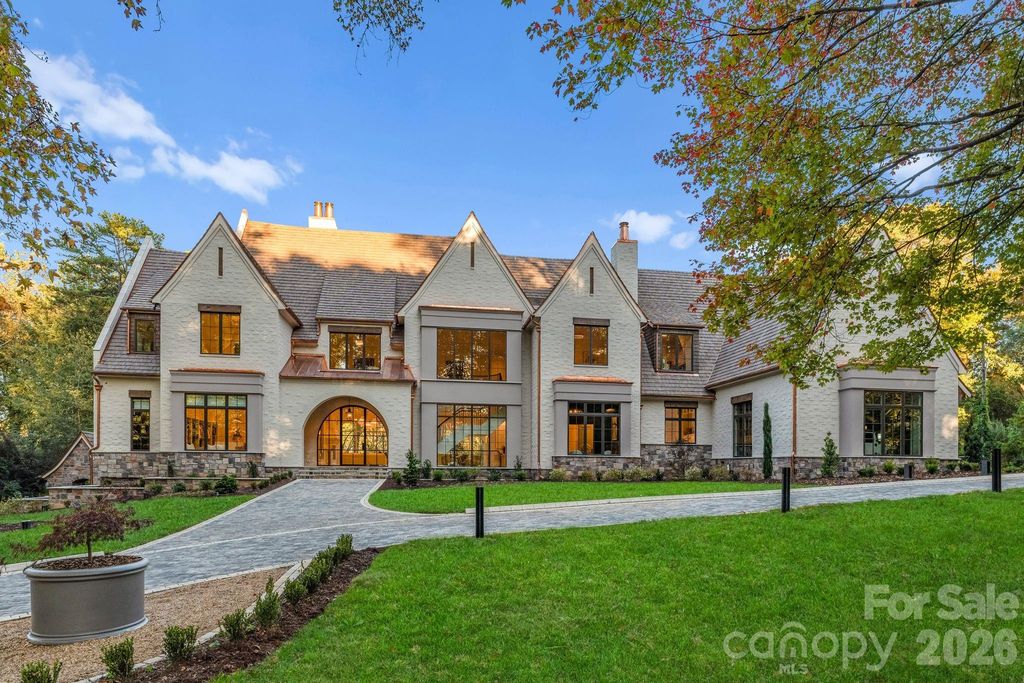 433 Highland Forest Drive, Charlotte, NC 28270