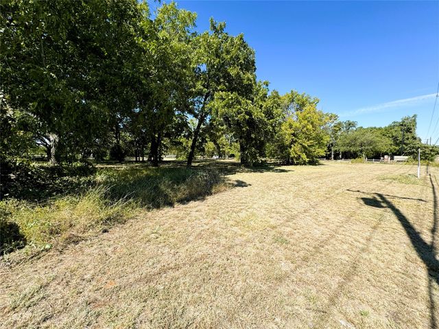 6514 S Cooper Street, Arlington, TX 76001