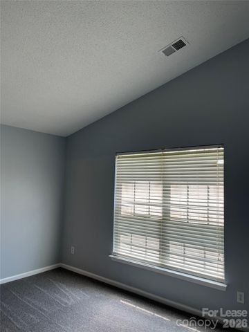 3043 Willamette Valley Drive, Charlotte, NC 28215