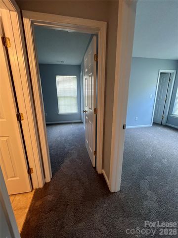 3043 Willamette Valley Drive, Charlotte, NC 28215