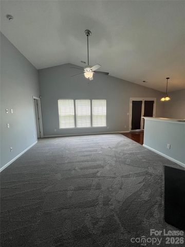 3043 Willamette Valley Drive, Charlotte, NC 28215
