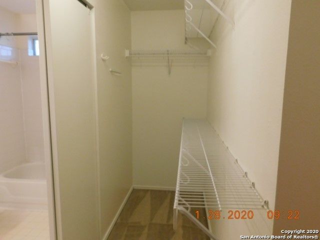 9330 GILLCROSS WAY, San Antonio, TX 78250