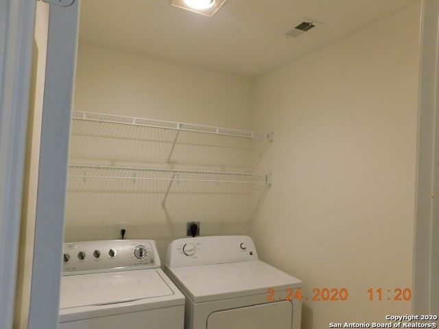 9330 GILLCROSS WAY, San Antonio, TX 78250