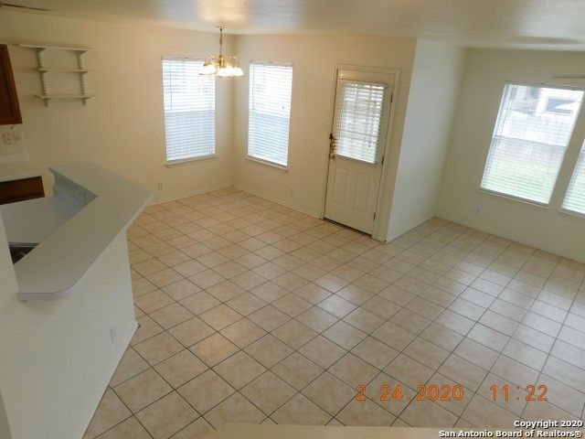 9330 GILLCROSS WAY, San Antonio, TX 78250