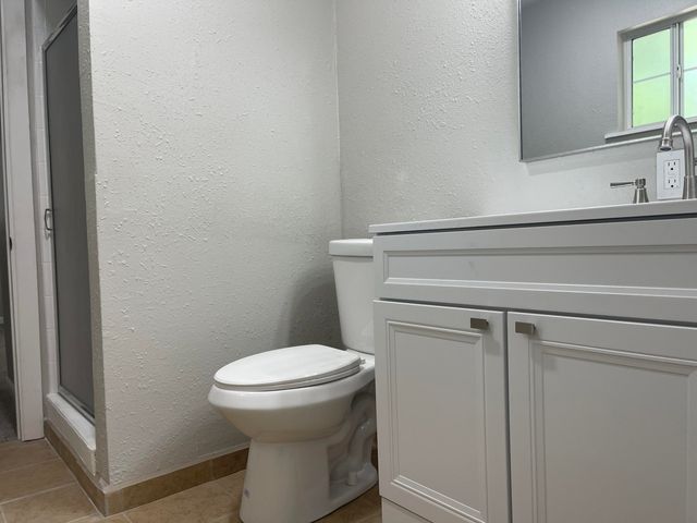 901 Zearing Place NW, Albuquerque, NM 87104