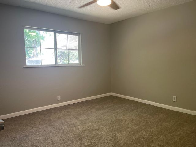 901 Zearing Place NW, Albuquerque, NM 87104