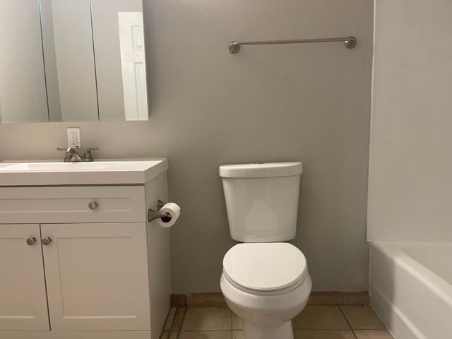 901 Zearing Place NW, Albuquerque, NM 87104